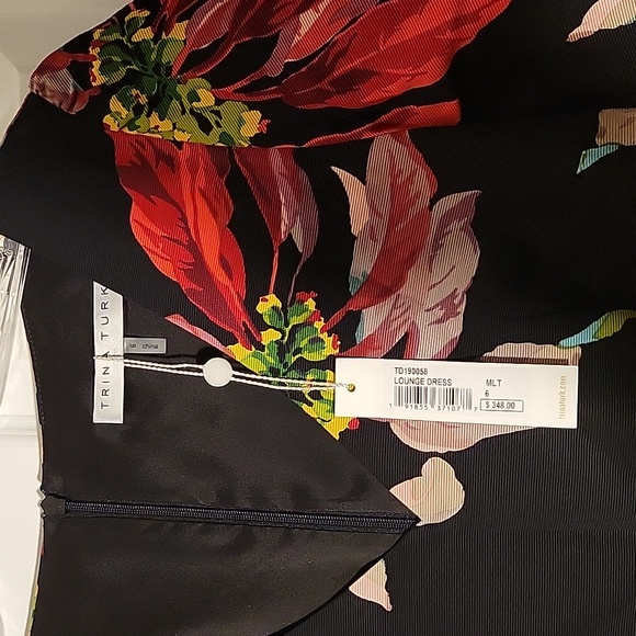 NWT Trina Turk floral dress, size 6 - Picture 5 of 6